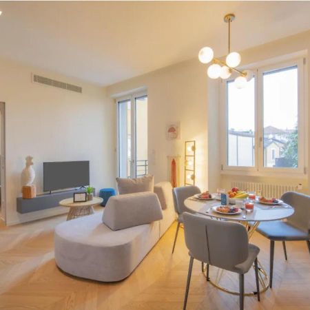 Sweett- Luxury Torino Apartment มิลาน ภายนอก รูปภาพ