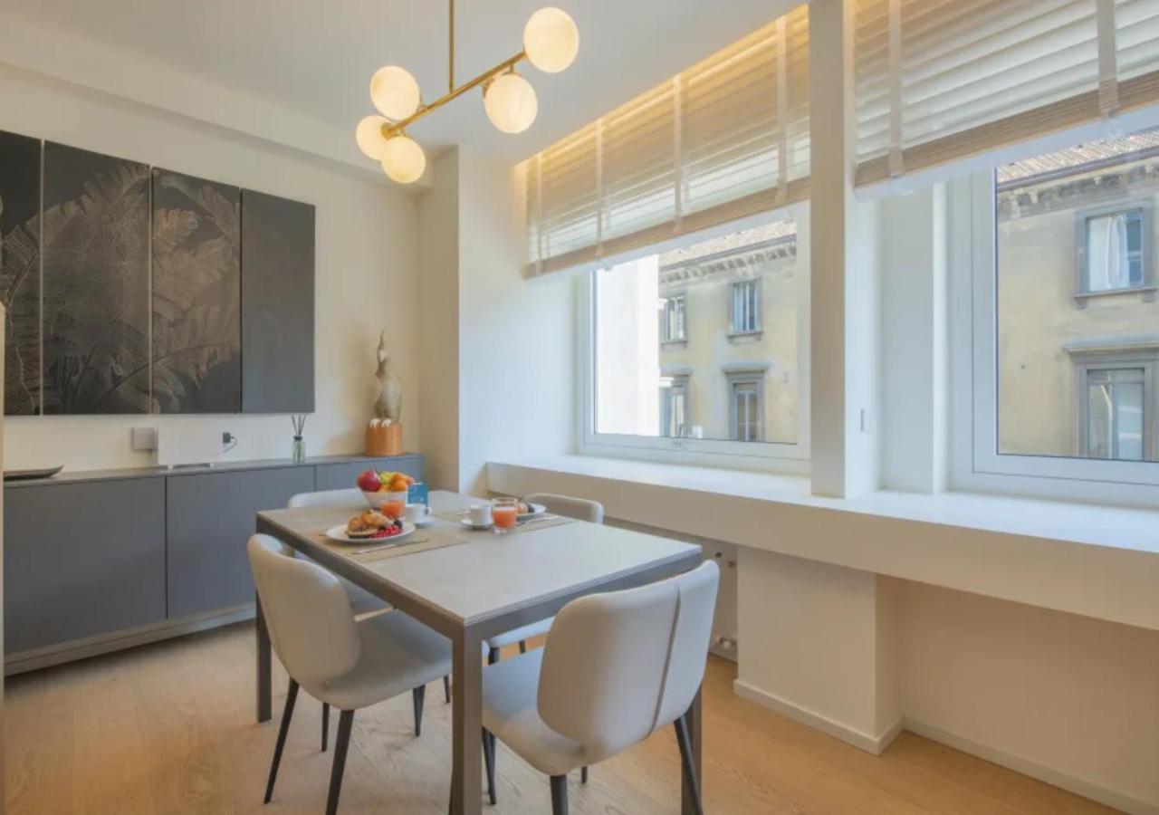 Sweett- Luxury Torino Apartment มิลาน ภายนอก รูปภาพ